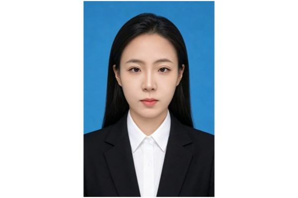 华玮婧 硕士