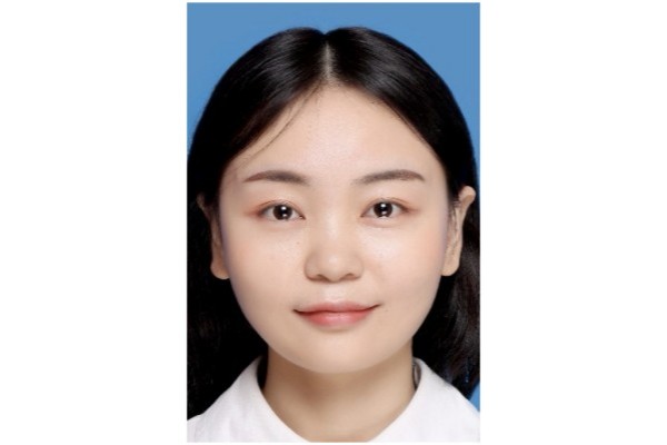 胡雅雯 硕士
