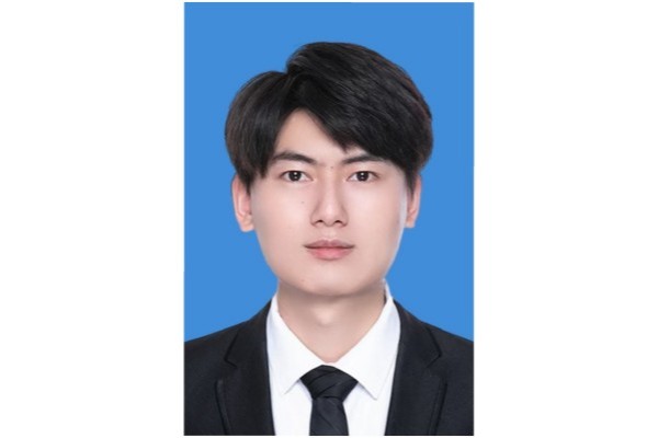 冯士举   硕士